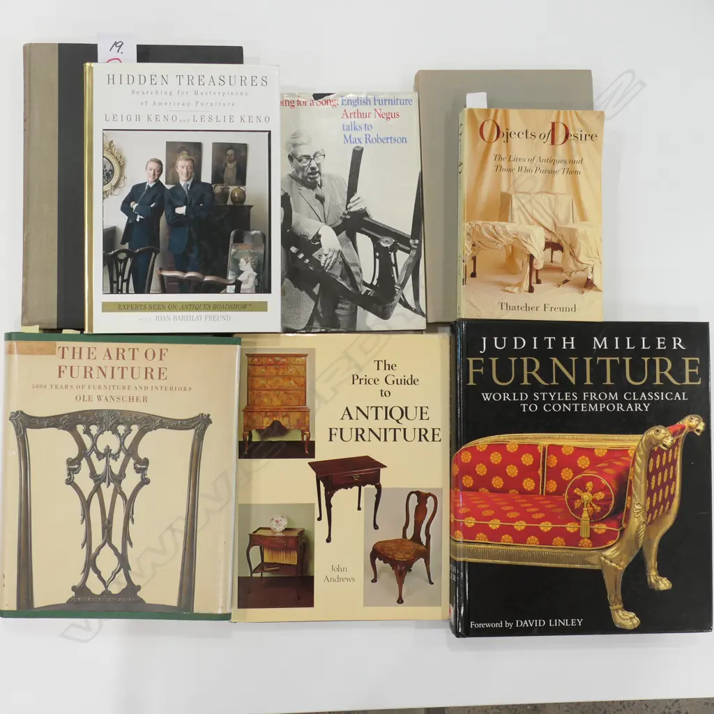 EIGHT PUBLICATIONS: ANTIQUES Image 1++